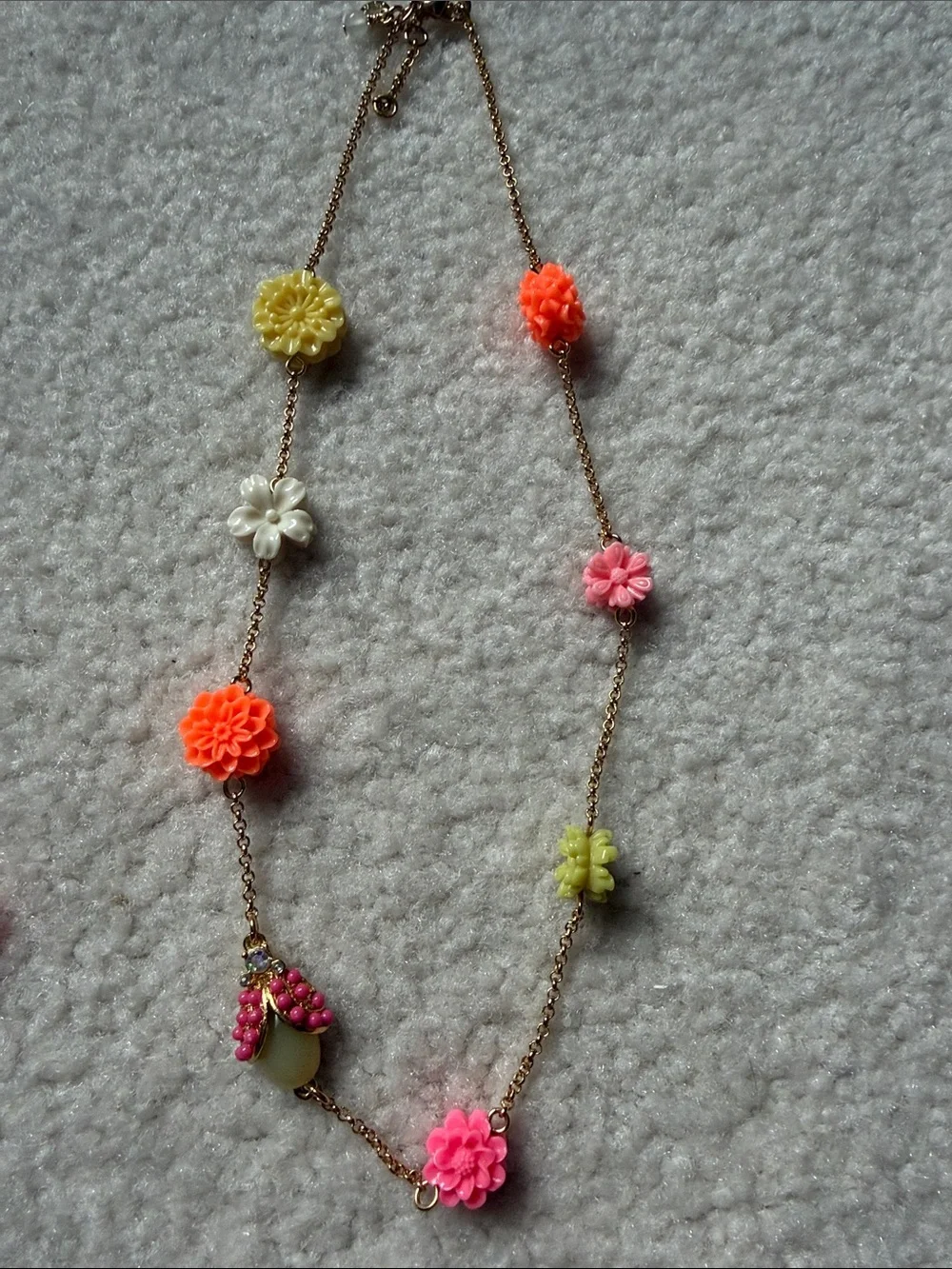 Crewcuts flower necklace